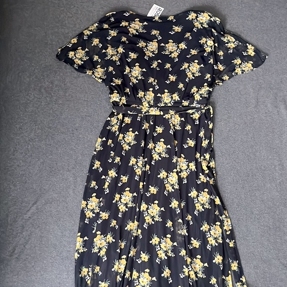 BRAND NEW Navy Blue and Yellow Flowers Semi-Formal Knee Length Dress - Picture 2 of 3